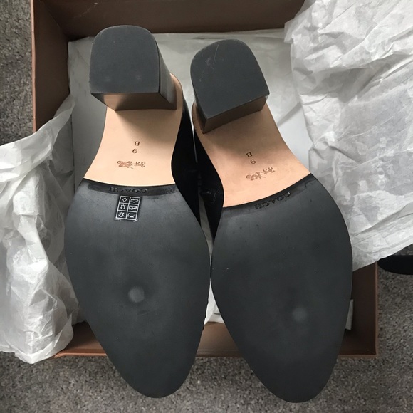 🆕 | Coach Studded Justina Bootie - Picture 5 of 6